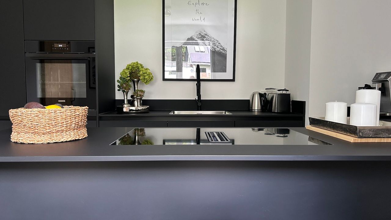 Küche / Küchenzeile Küche / Küchenzeile